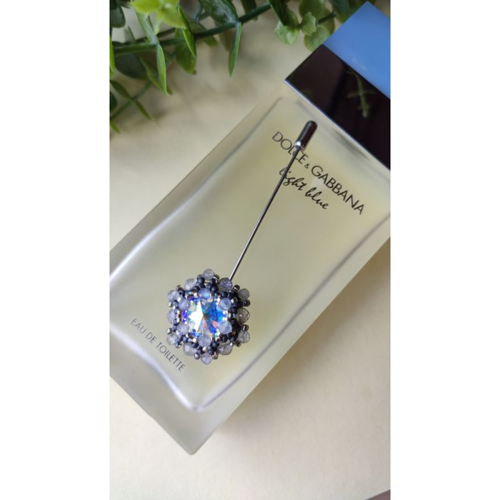 Брошка на шпажці з кристалом Swarovski та натуральним камінням лабрадору