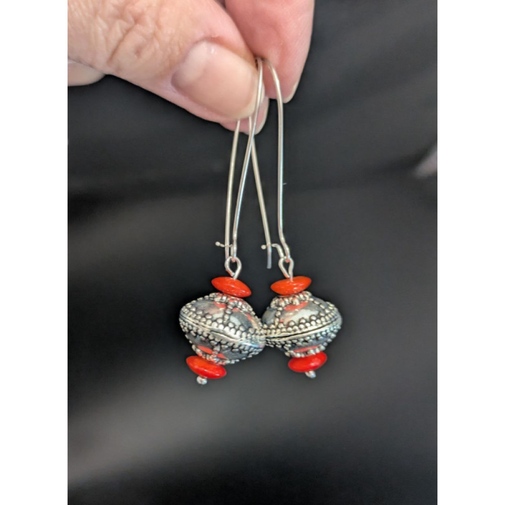 Сережки з коралом 