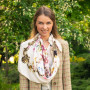 Дизайнерська хустка "Квіти любові" від бренда My Scarf, подарунок жінці