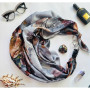 Дизайнерська шовкова хустка My Scarf "Срібна перлина" 90 на 90 см прикрашений  натуральним агатом
