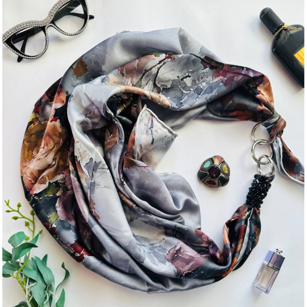 Дизайнерська шовкова хустка My Scarf "Срібна перлина" 90 на 90 см прикрашений  натуральним агатом