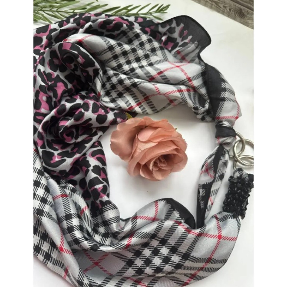 Дизайнерська шовкова хустка My Scarf "Багіра" 90 на 90 см, оздоблена камінням