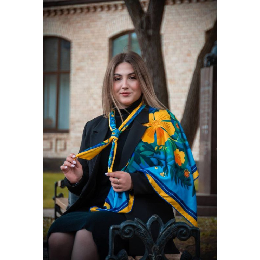 Дизайнерська яскрава хустка "Квіти України" MyScarf 90 на 90 см