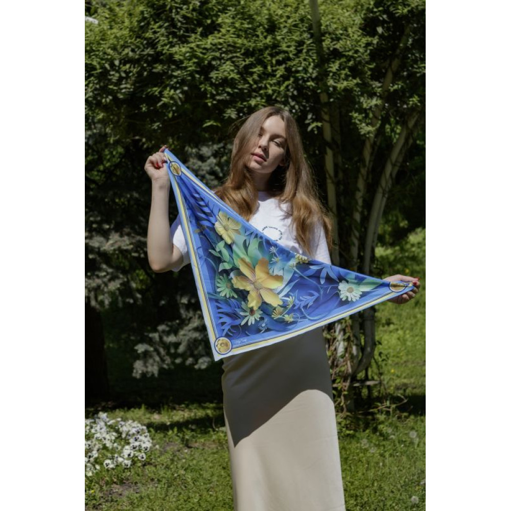 Косинка дизайнерська з принтом квіти Украіни від My Scarf