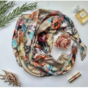Дизайнерська шовкова хустка My Scarf "Золота зірка" 90 на 90 см  прикрашена яшмою