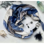 Дизайнерська хустка "Королівська синій" від бренда My Scarf, прикрашена натуральним каменем агат