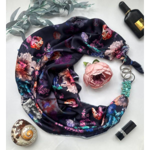 Дизайнерська хустка "Містичний блюз" від бренда my scarf, прикрашена натуральним каменем