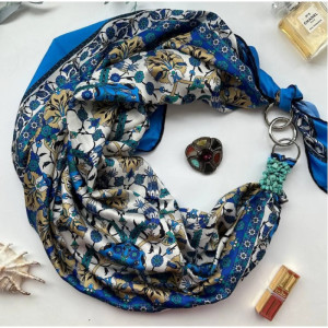 Дизайнерська шовкова хустка My Scarf "Квіткова палітра" 90 на 90 см, оздоблена камінням бірюза