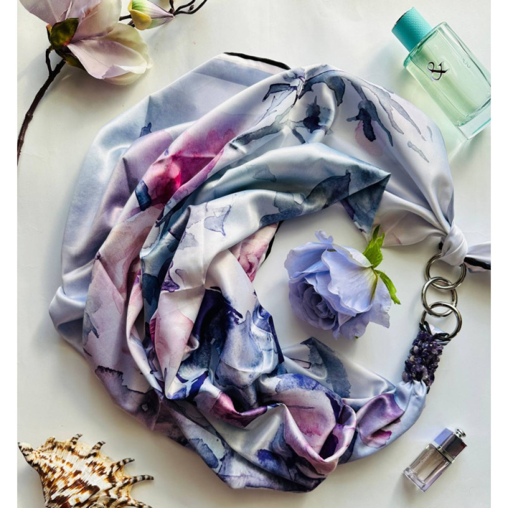 Дизайнерська шовкова хустка My Scarf "Блакитна троянда" 90 на 90 см  з каменем аметист