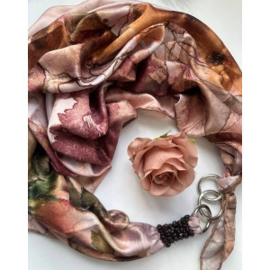 Дизайнерська хустка "Золотий захід" від бренда My Scarf, прикрашена натуральним каменем