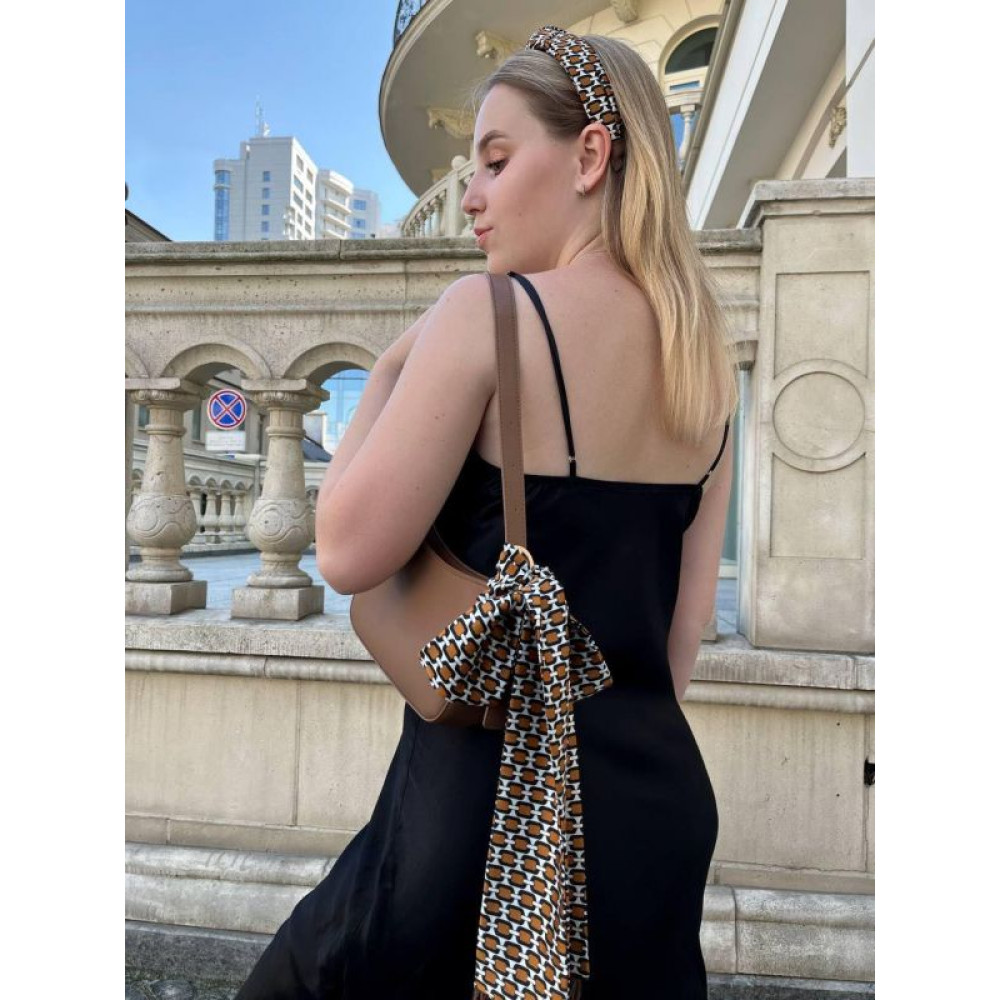 Коричневий твіллі з пір`ям страуса My Scarf