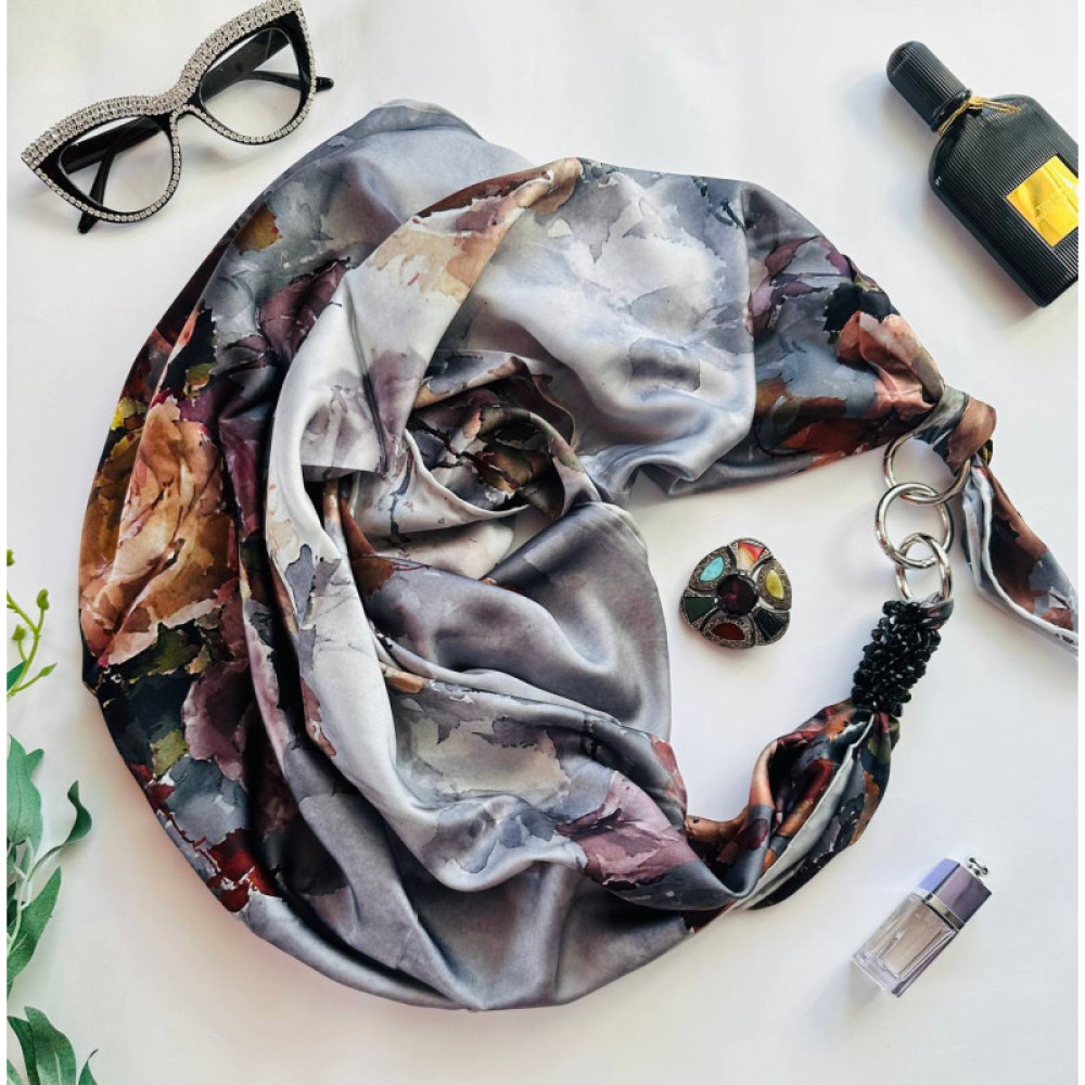 Дизайнерська шовкова хустка My Scarf "Срібна перлина" 90 на 90 см прикрашений  натуральним агатом