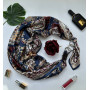 Дизайнерська хустка темно-синя "Сапфіровий блиск" від бренду My Scarf, прикрашена гранатом