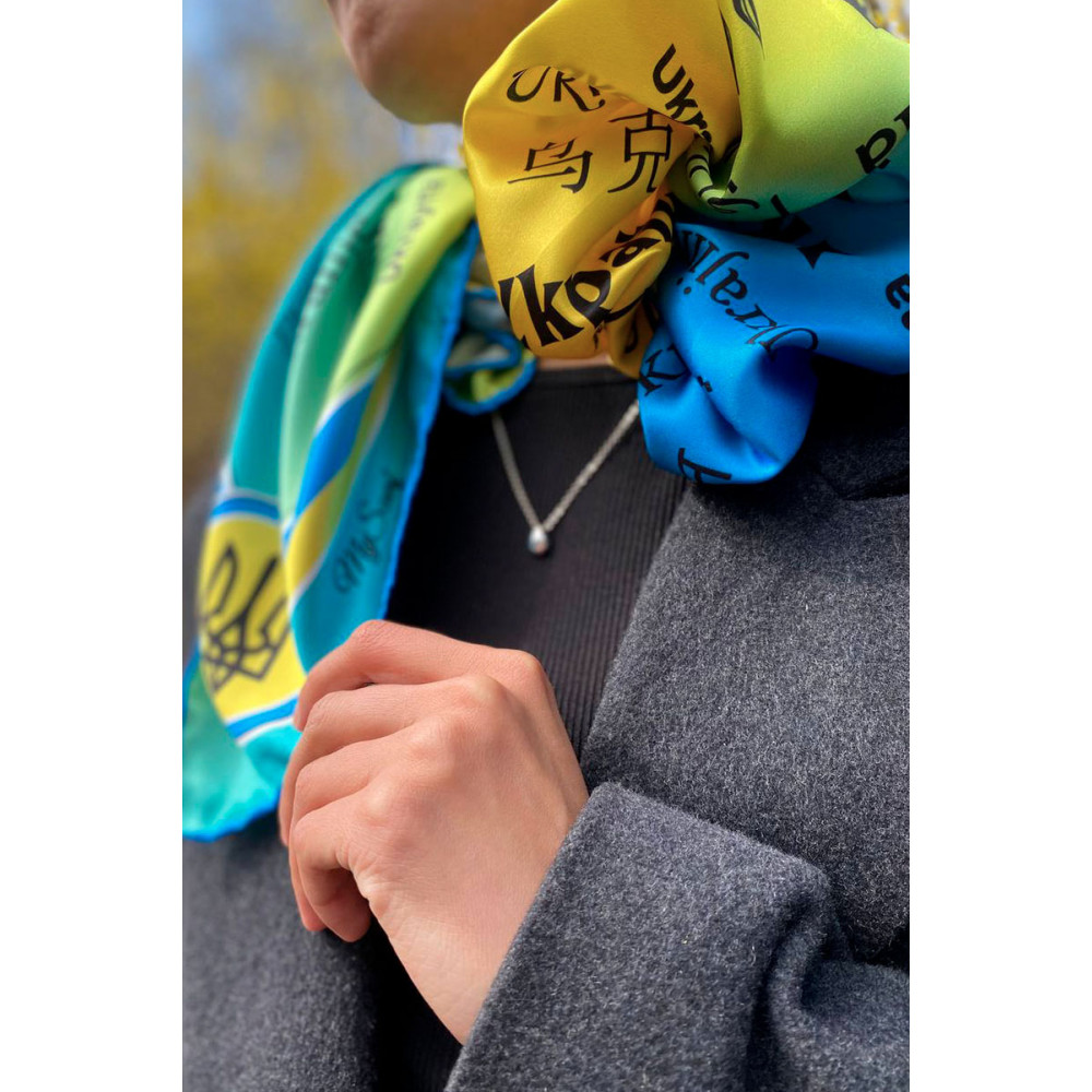Дизайнерська хустка "Слава Україні" My Scarf, 90 см на 90 см