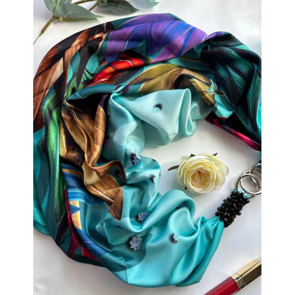 Дизайнерська шовкова хустка My Scarf "Сніданок у Тіффані" 90 на 90 см прикрашений  натуральною бірюзою