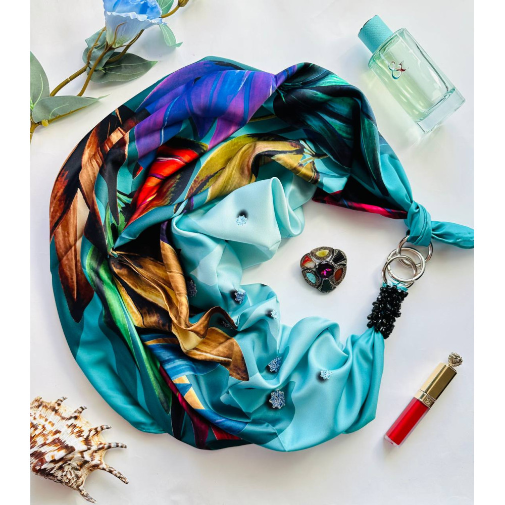 Дизайнерська шовкова хустка My Scarf "Сніданок у Тіфані" 90 на 90 см  з каменем бірюза