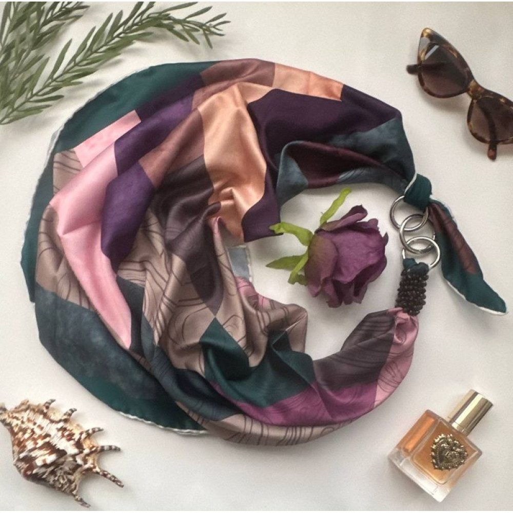 Дизайнерська хустка "Класика та строгість" від бренда My Scarf, прикрашена натуральним каменем