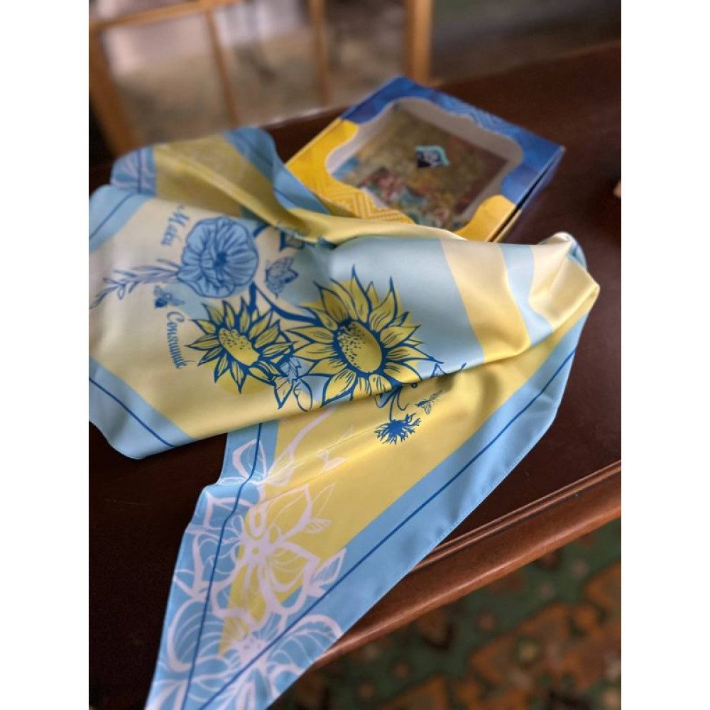Шовкова косинка «Квіти Украіни" від My Scarf
