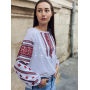 Стильна біла жіноча вишита блуза.Біла українська традиційна вишиванка.