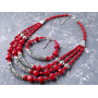Браслет з натуральних коралів зі вставкою з виноградним орнаментом 