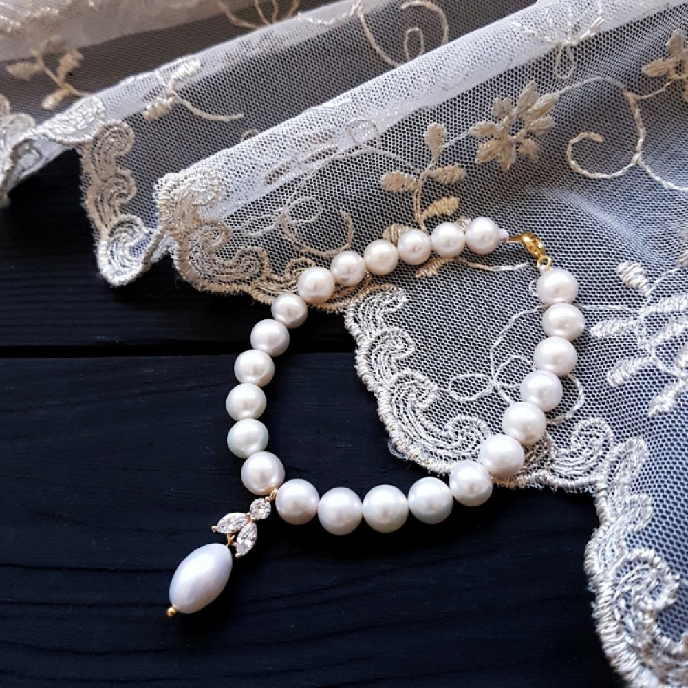 Браслет з натуральних перлів та кристалів у позолоті