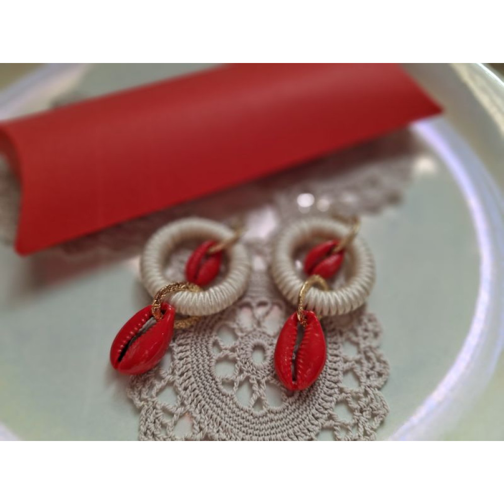 Сережки ,,Коралові  каурі,,