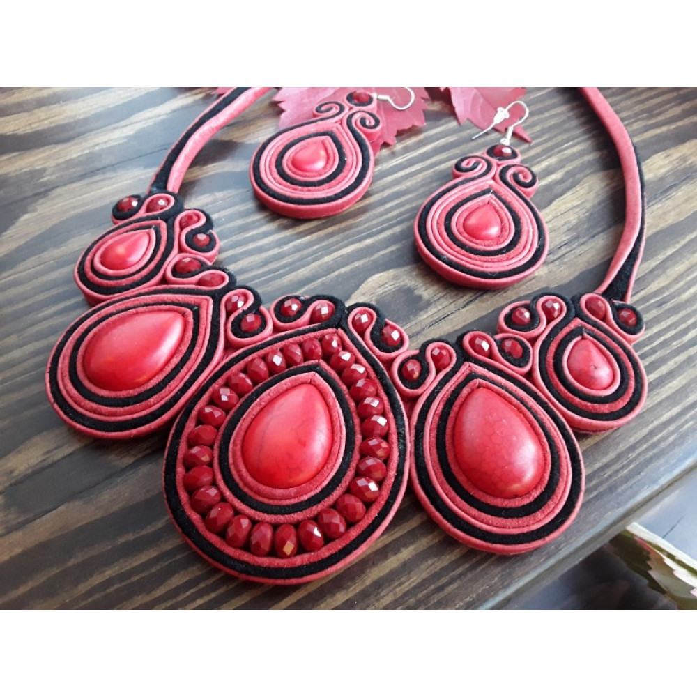 *Два кольори* - *панночка*