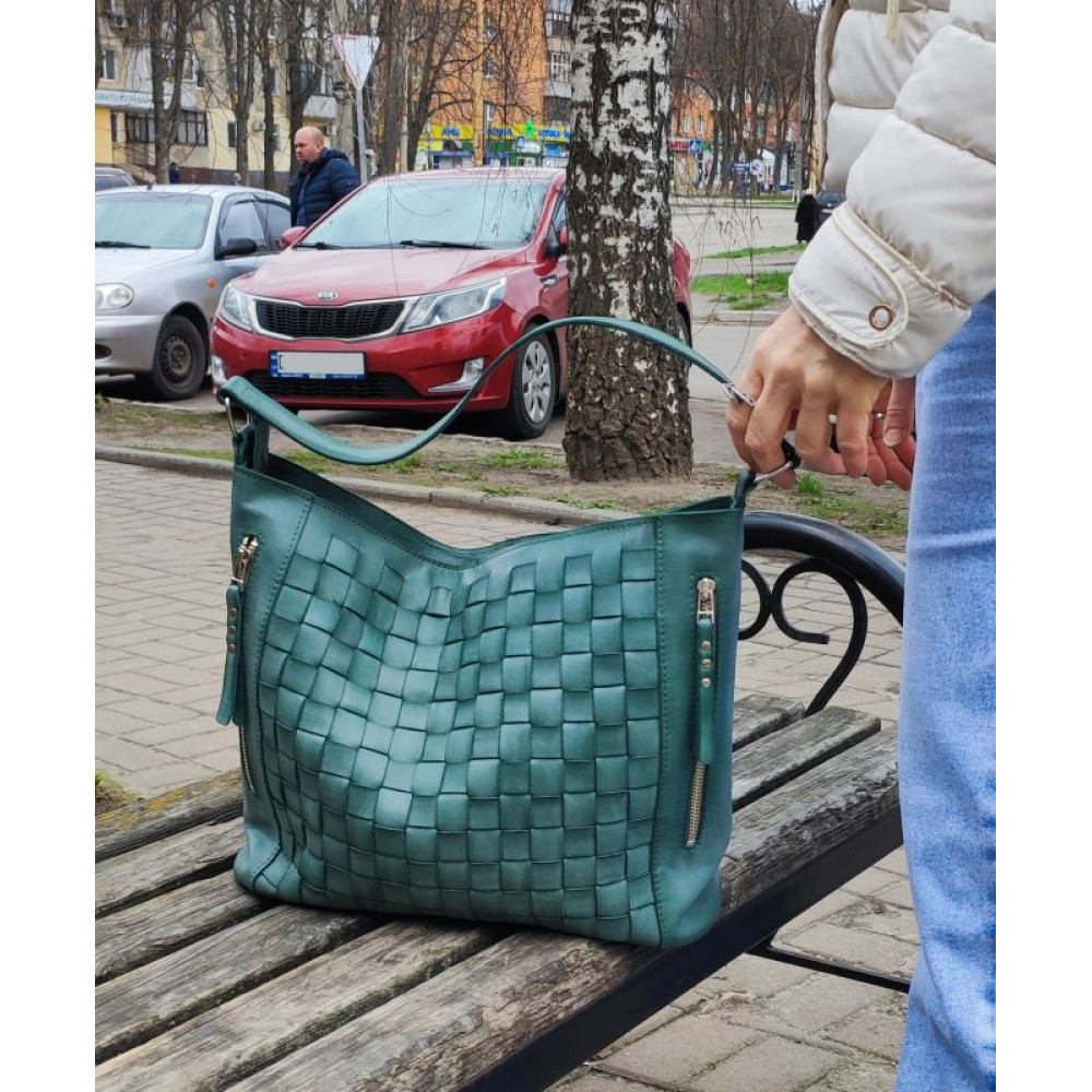 Велика шкіряна плетена сумка м`ятного кольору 