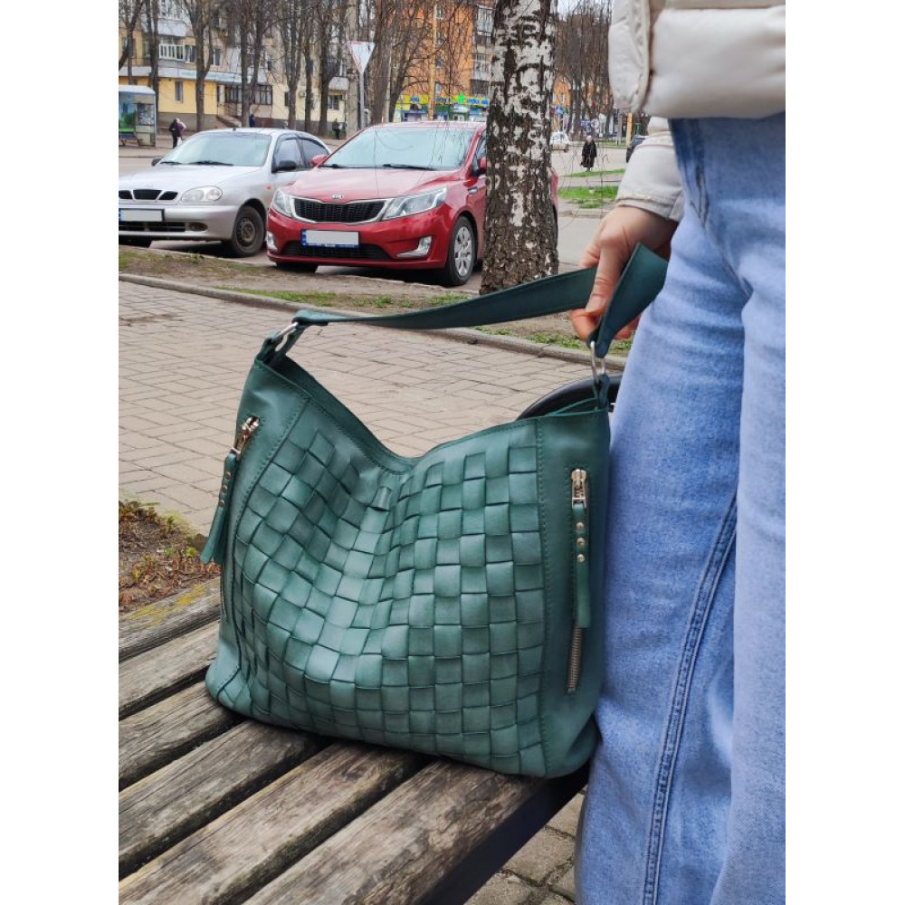 Велика шкіряна плетена сумка м`ятного кольору 