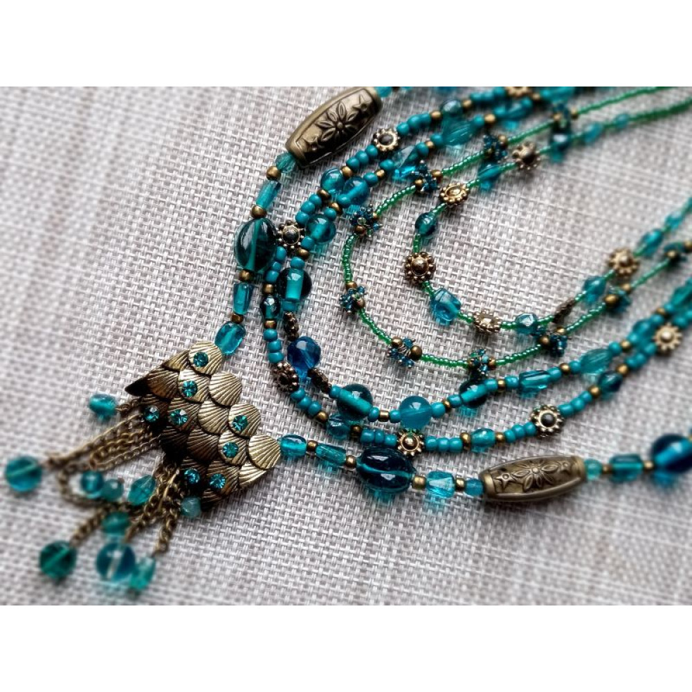 Намисто з скляних намістин (Індія, Італія). бисеру "Смарагдовий водоспад"