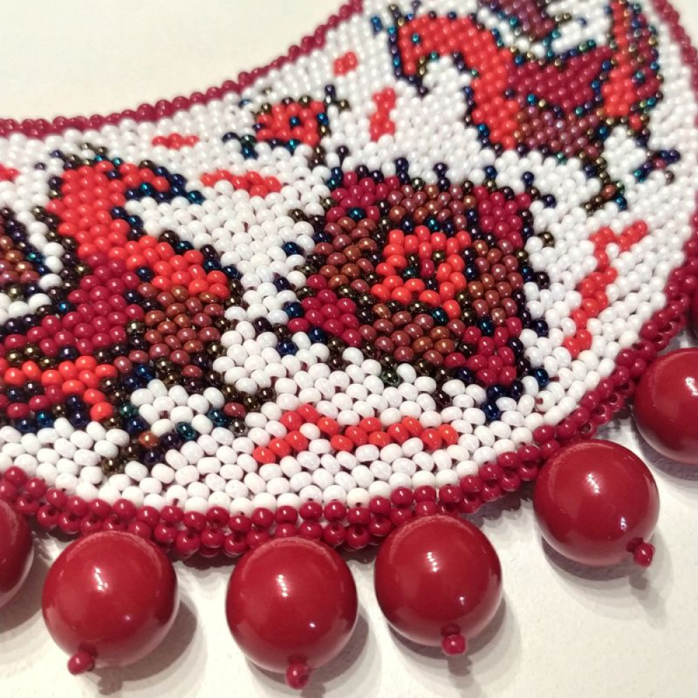 Кольє "Геральдичні птахи" червоно-біле