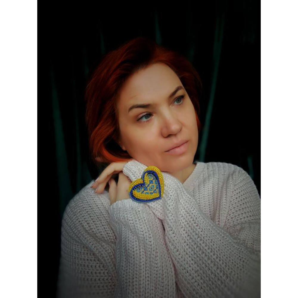 Брошка "Сердце України"