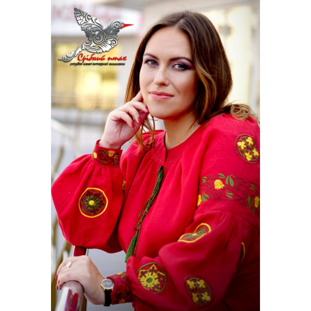 Cучасна сукня-вишиванка "Колір серця"