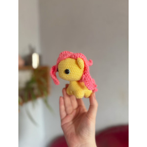 Мʼяка іграшка у вигляді поні Fluttershy з My Little Pony