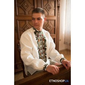 Чоловіча вишиванка