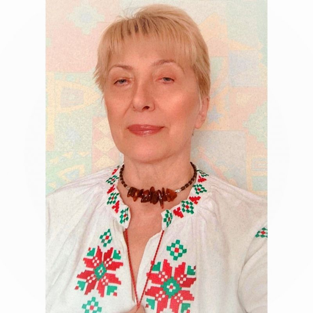 Чокер з бурштину та кипариса "Сонце в меду"