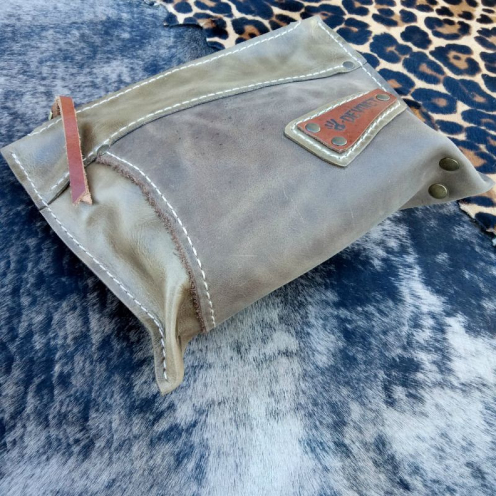 Шкіряна косметичка «Olive»