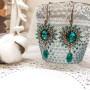 Сережки з кристалами Swarovski і гіпоалергенної фурнітурою.