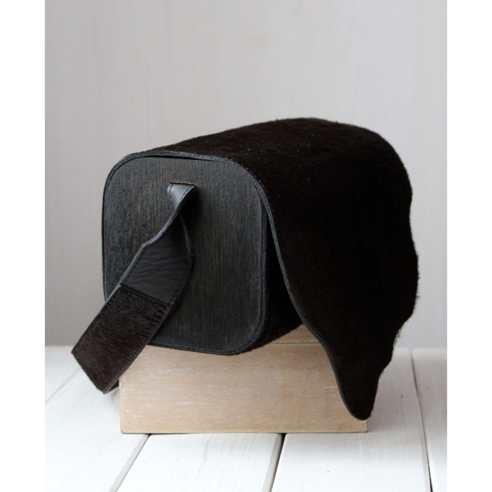 FURRY BAG — сумка з натурального хутра, шкіри та дерева Voronetskyi Family Atelier