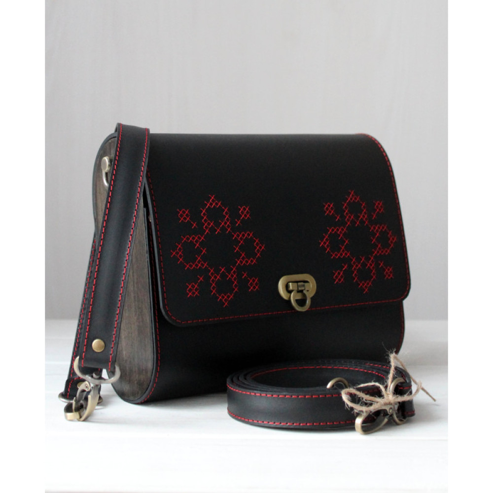 Чорно-червона сумка RED&BLACK — шкіряний клатч ручної роботи Voronetskyi Family Atelier