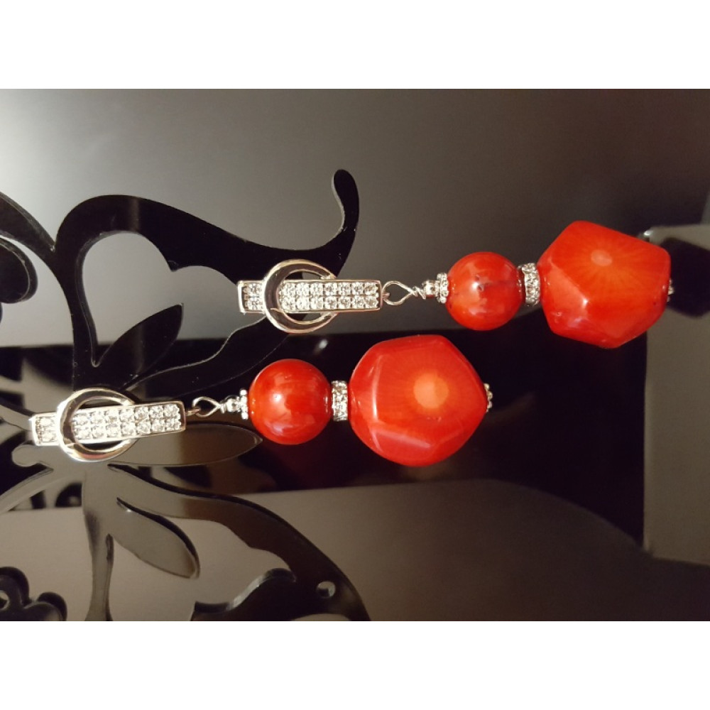 Сережки з червоним коралом