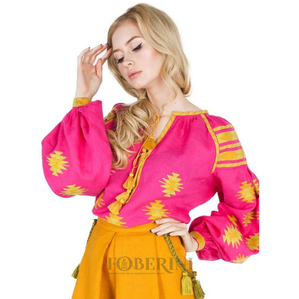 Вишиванка жіноча "Ягідка"